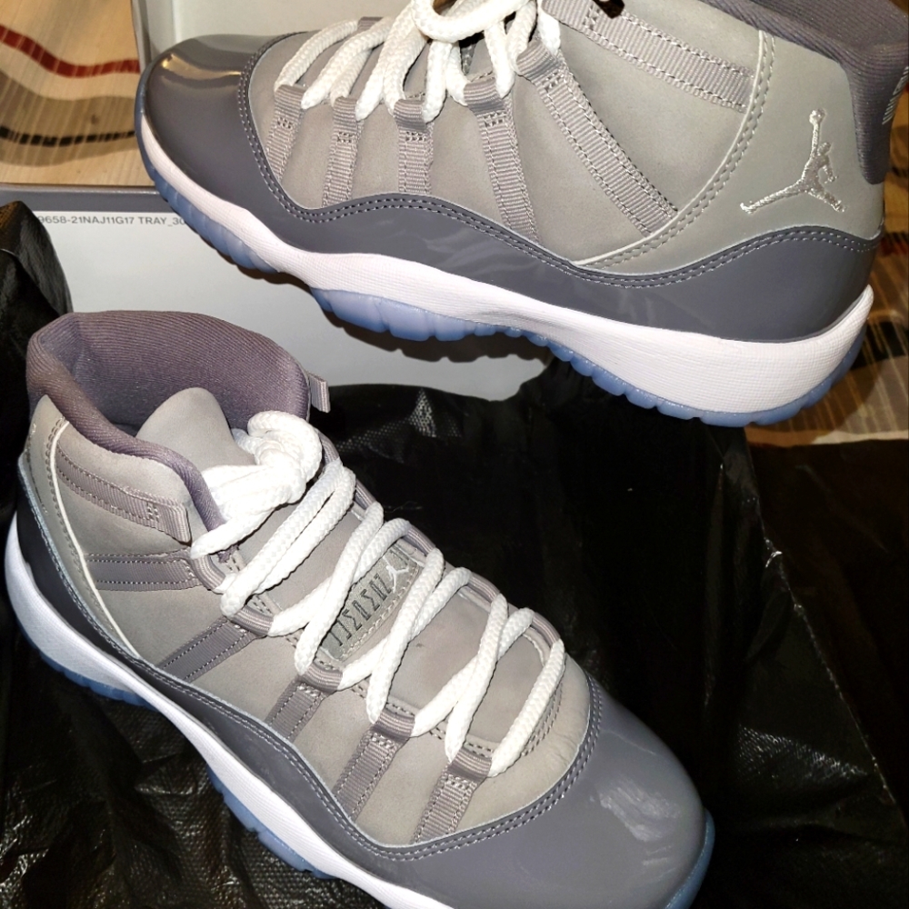 Jordan retro 11 cool grey